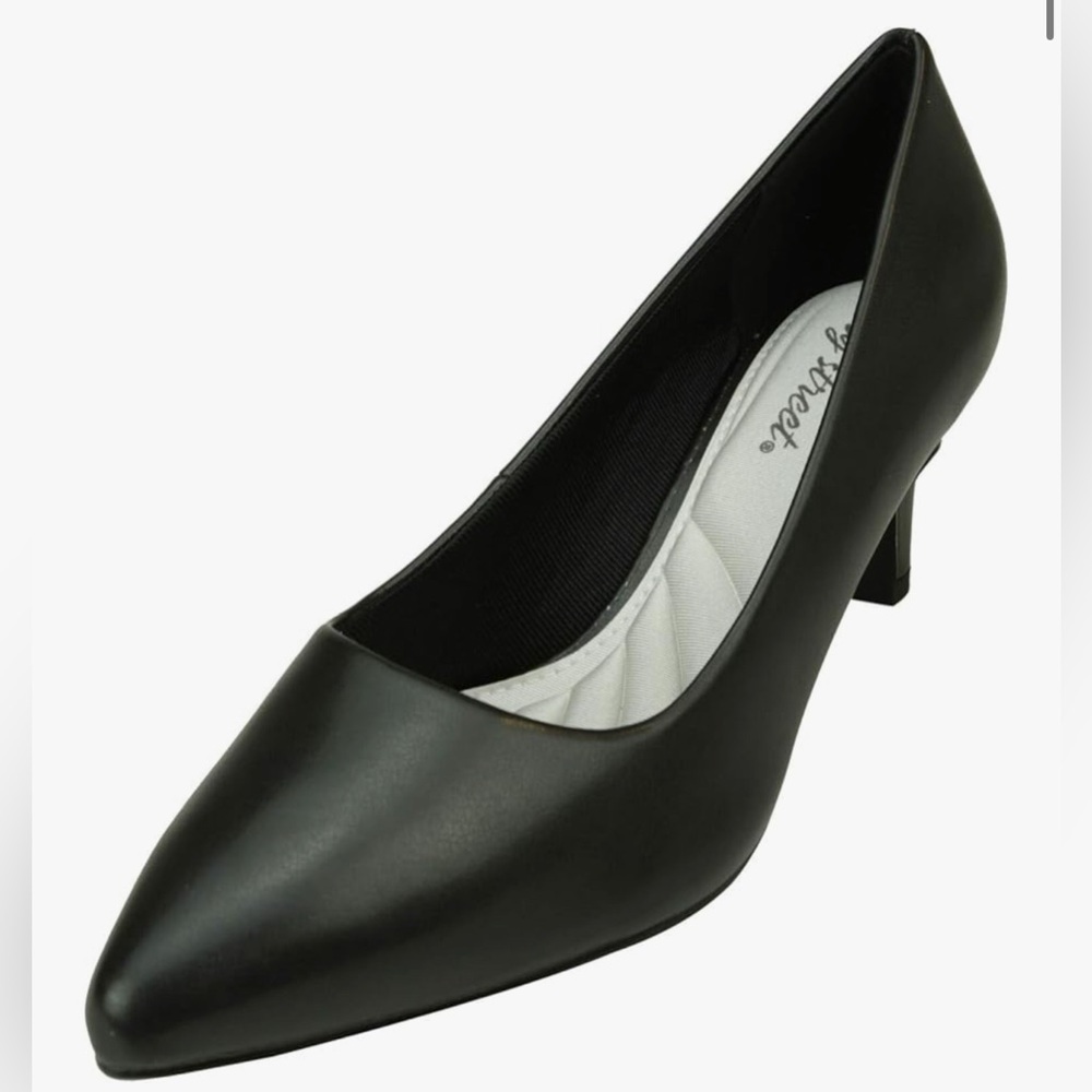 Easy Street Black Women's Heels